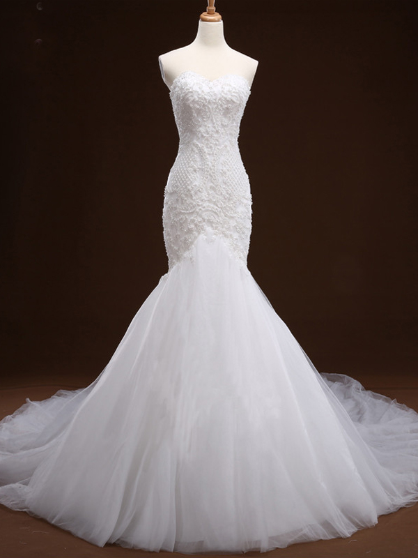 Strapless Sweetheart Lace Appliques Tulle Mermaid Wedding Dress Featuring Lace-up Back And Long Train